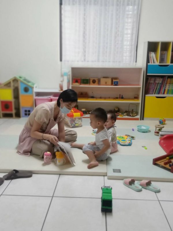 胡保母