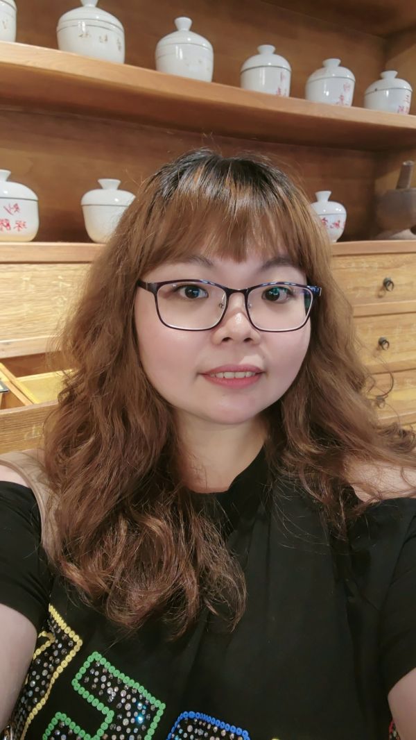 欣霓阿姨