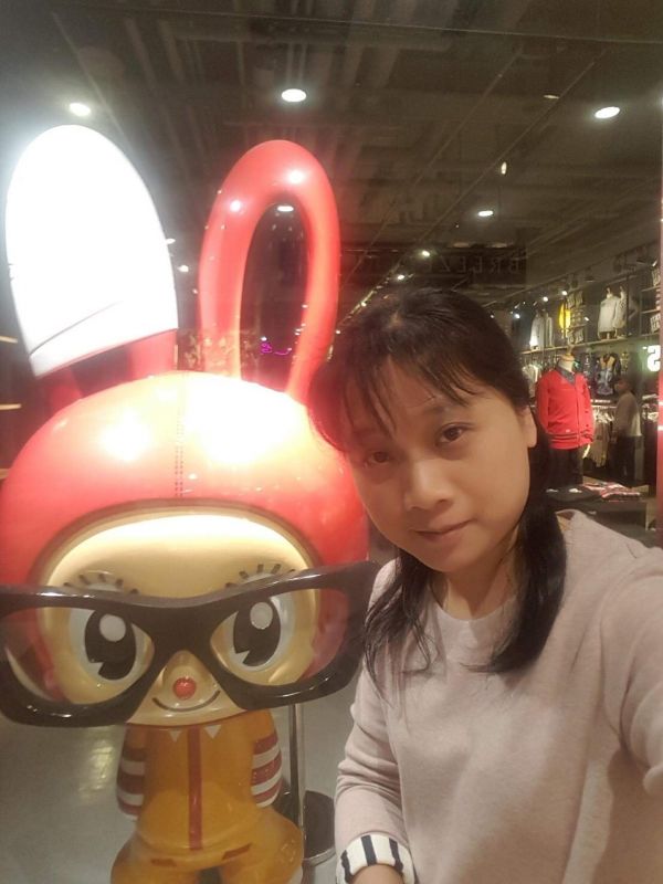 保母容容