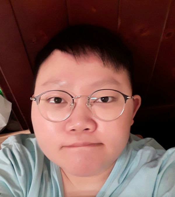 羅小姐