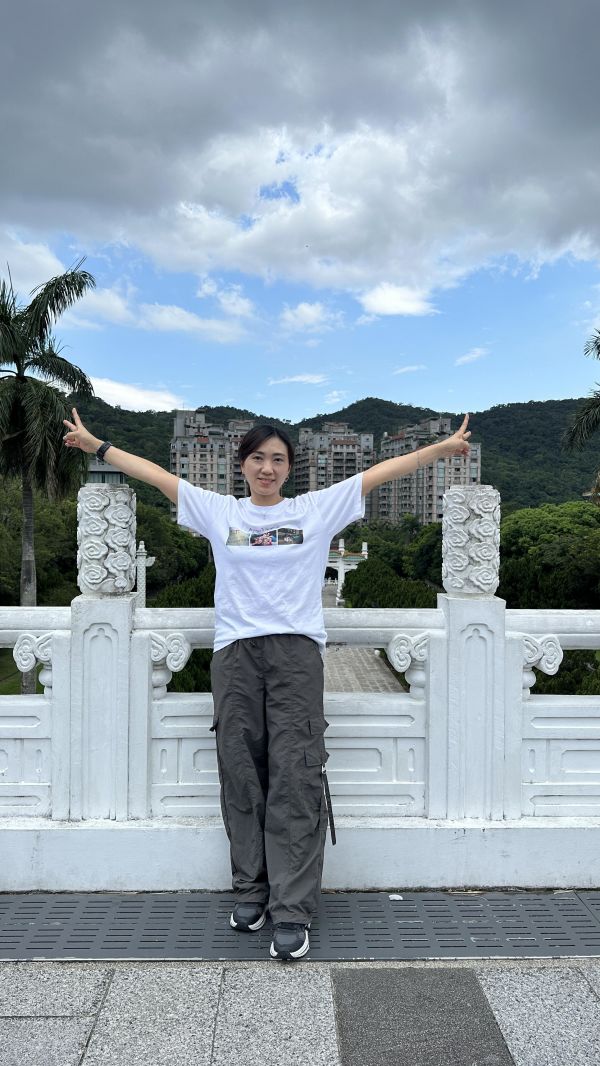 保母淋淋姨姨