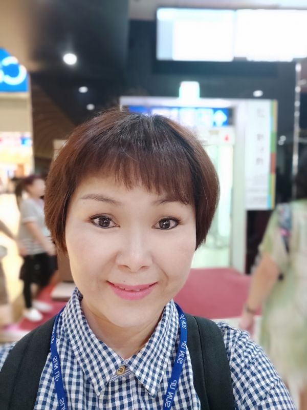 伶伶姨
